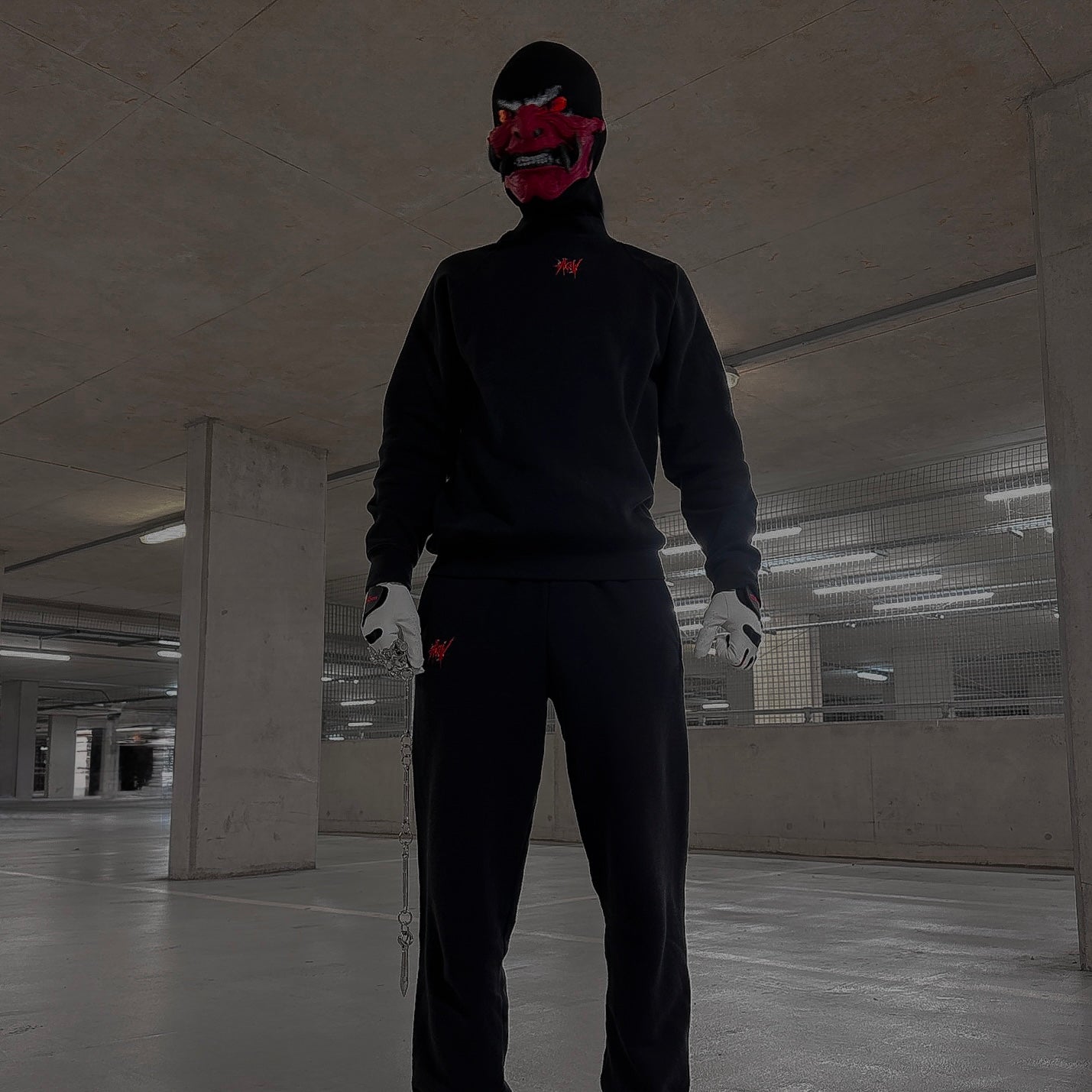 AOV Embroidered Sweatshirt