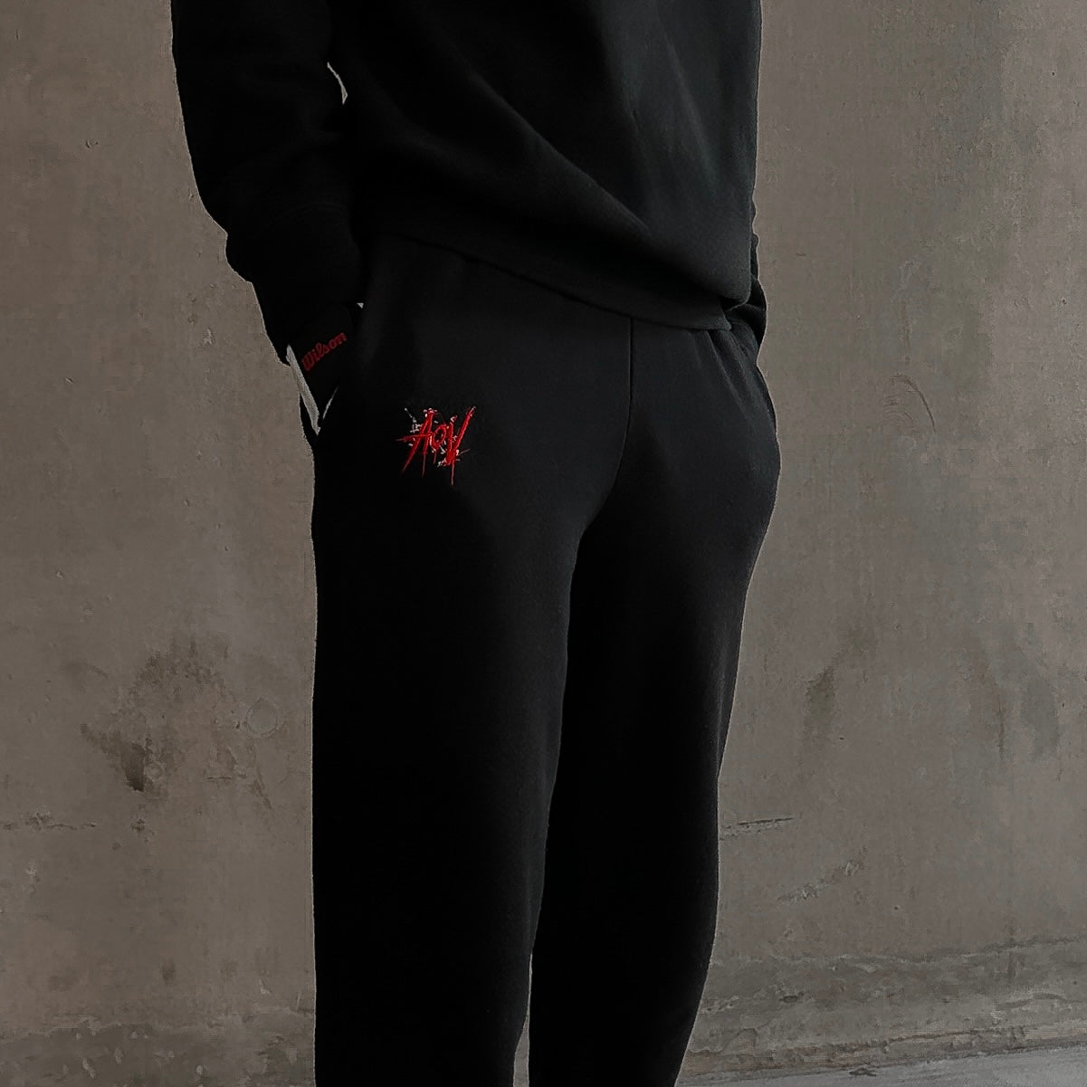 AOV Embroidered Sweatpants