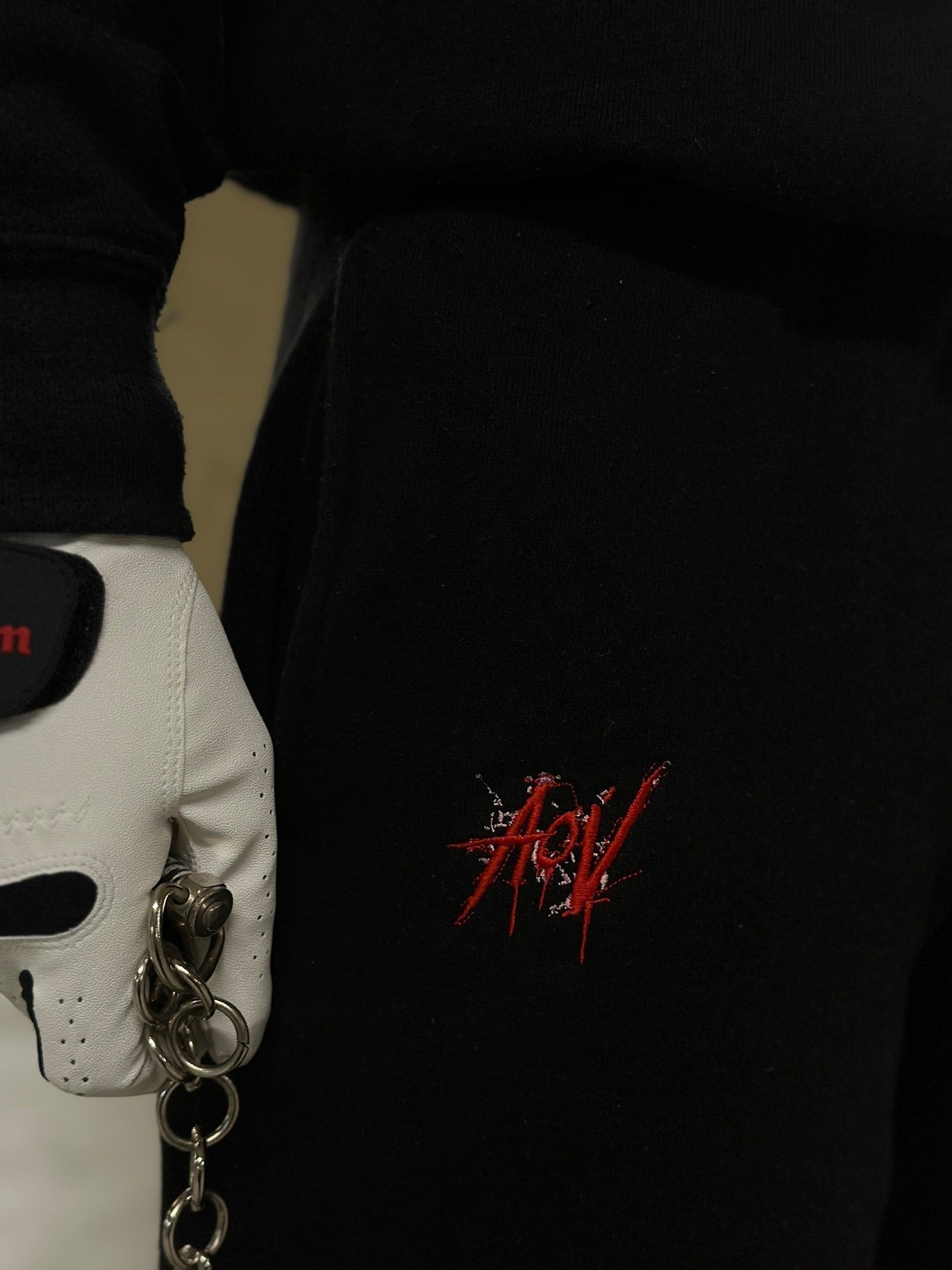 AOV Embroidered Sweatpants